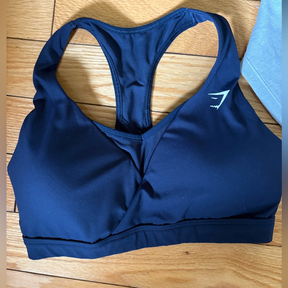 Gymshark Small - Picture 2 of 5